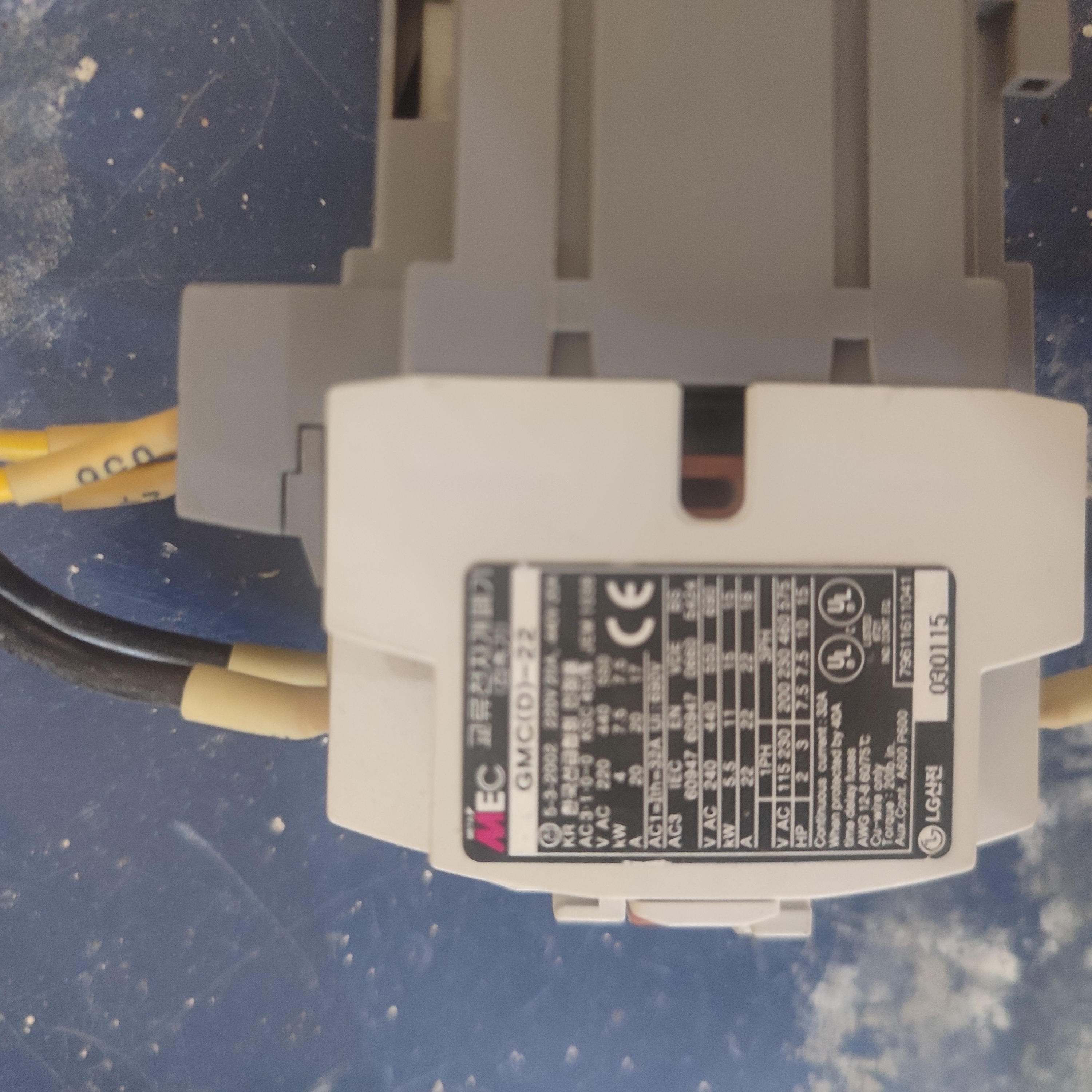 کنتاکتور LG MEC GMC‑12 کره‌ای 12A بوبین 220V